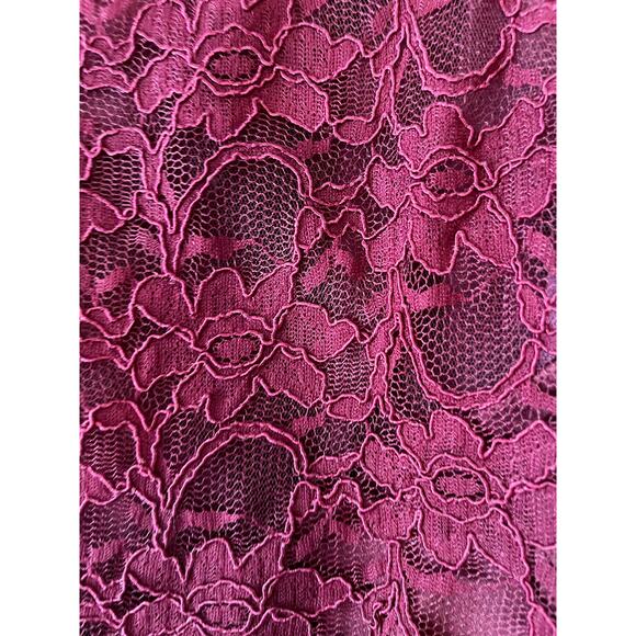 Mori Lee Madeline Gardner ,beaded halter evening gown, size 20 burgundy lace - Picture 5 of 6